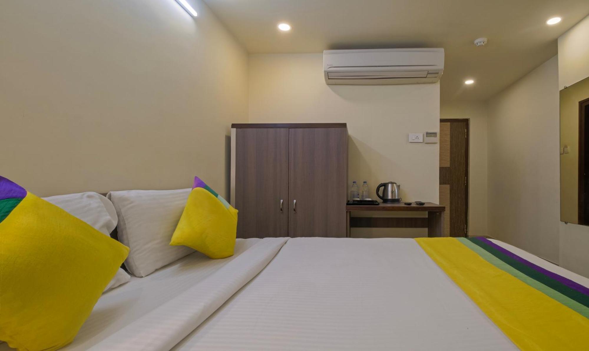 Itsy Hotels N Square Vijayawāda Buitenkant foto